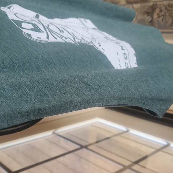 Next Level Green Wisconsin Graphic Workboot Sz. XXL Tank - Picture 5 of 9